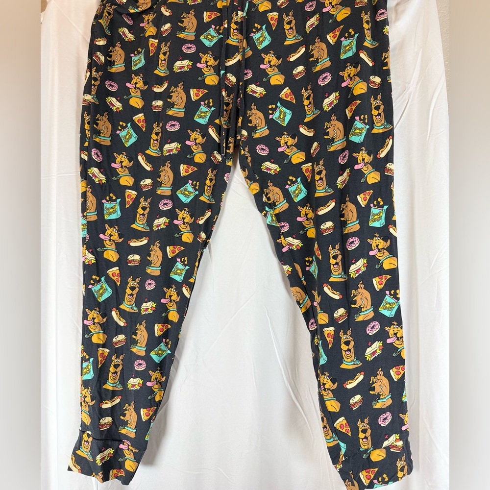MeUndies Women’s Black Scooby Doo Junk Food Print Pajama Bottom Joggers - 3XL